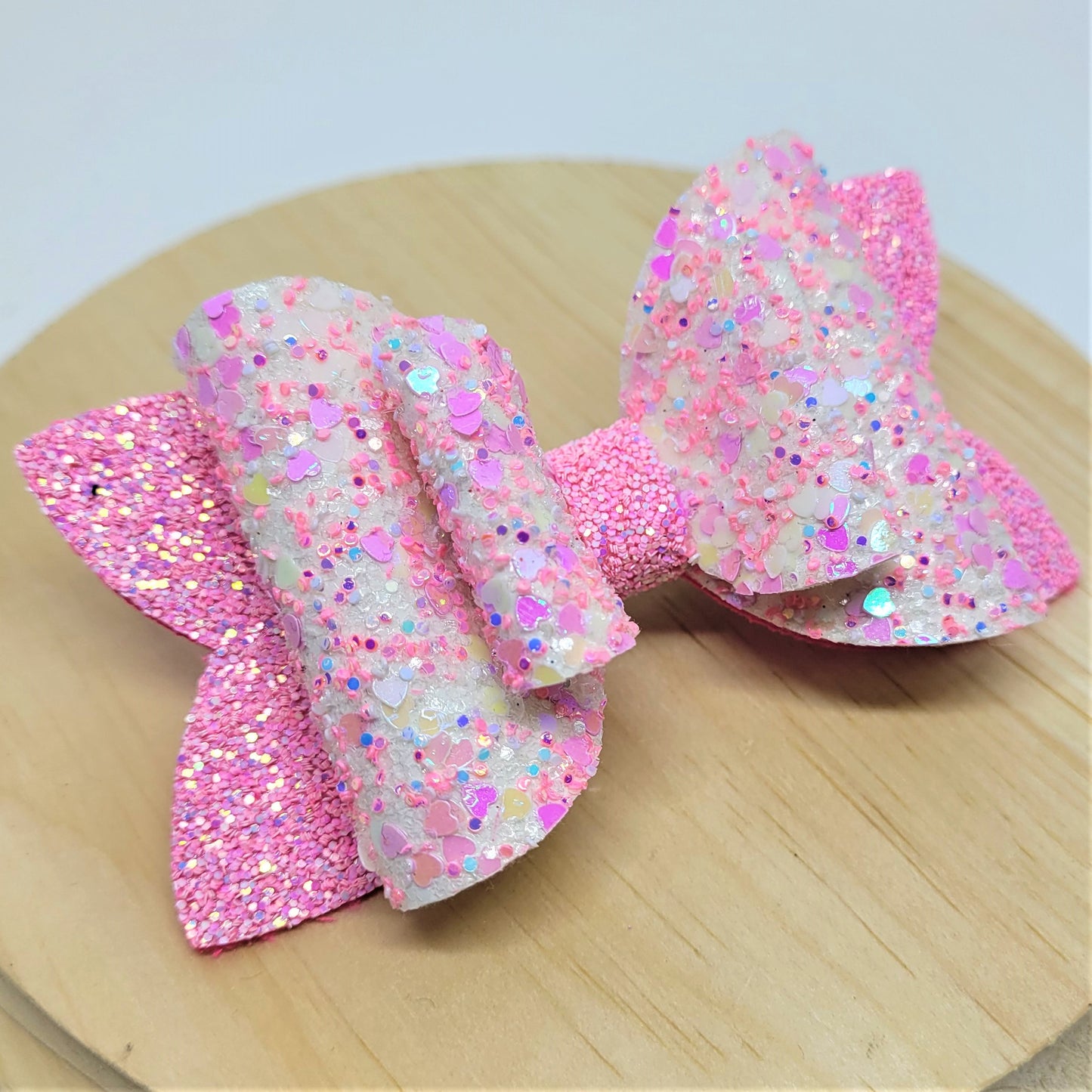 4" Colorful Hearts Pink Glitter Classic Bow